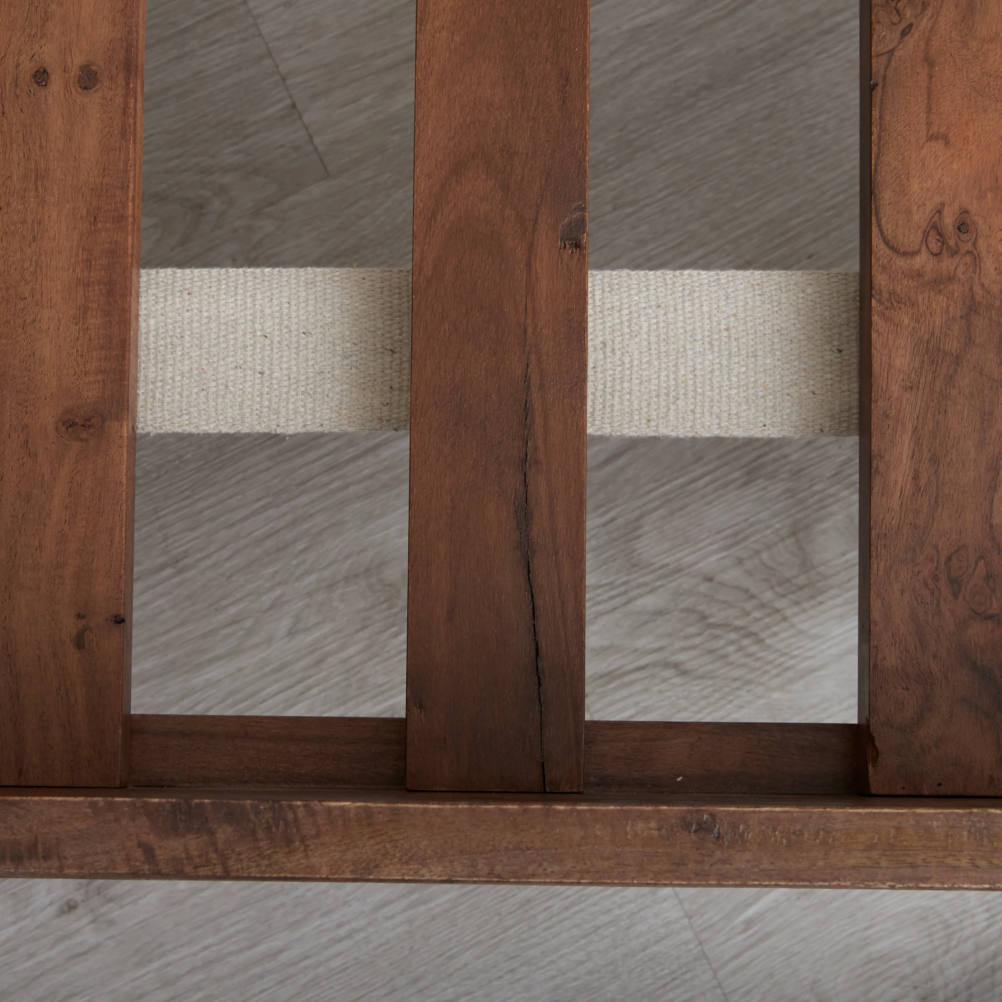 Herringbone Design Queen Bed