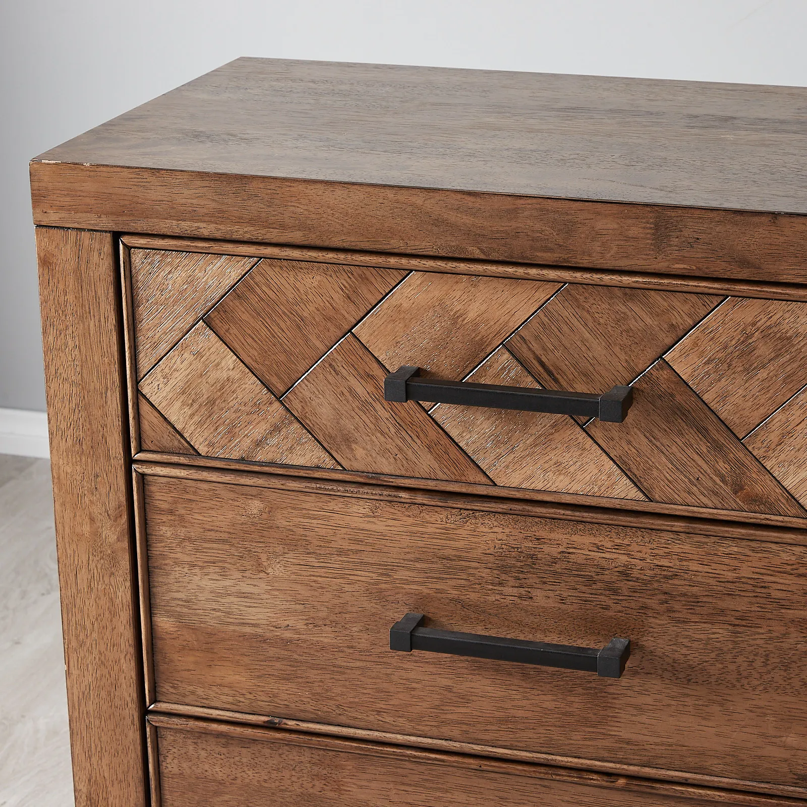 Regina Wooden Veneer Dresser
