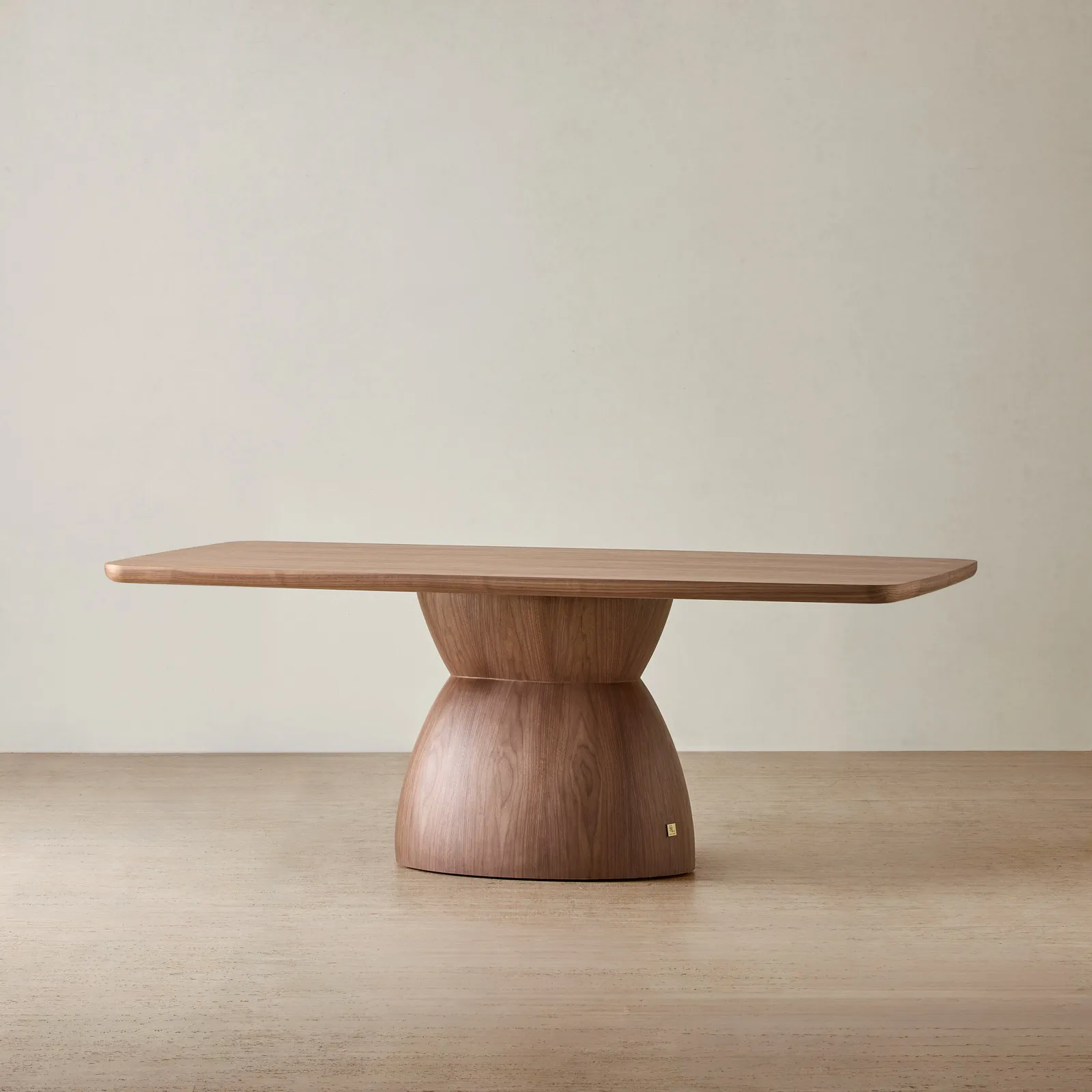 dc873983-3120-4e70-a8c6-