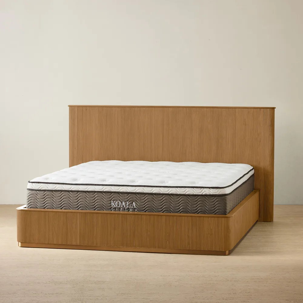 San Pierre Light Brown Ash Veneer King Bed