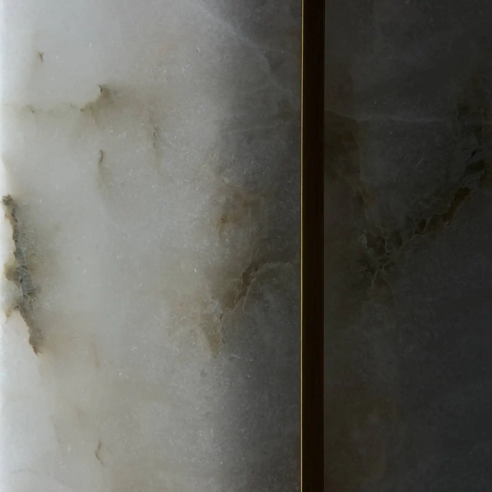 Irene Oval Alabaster Wall Lamp 16x42cm